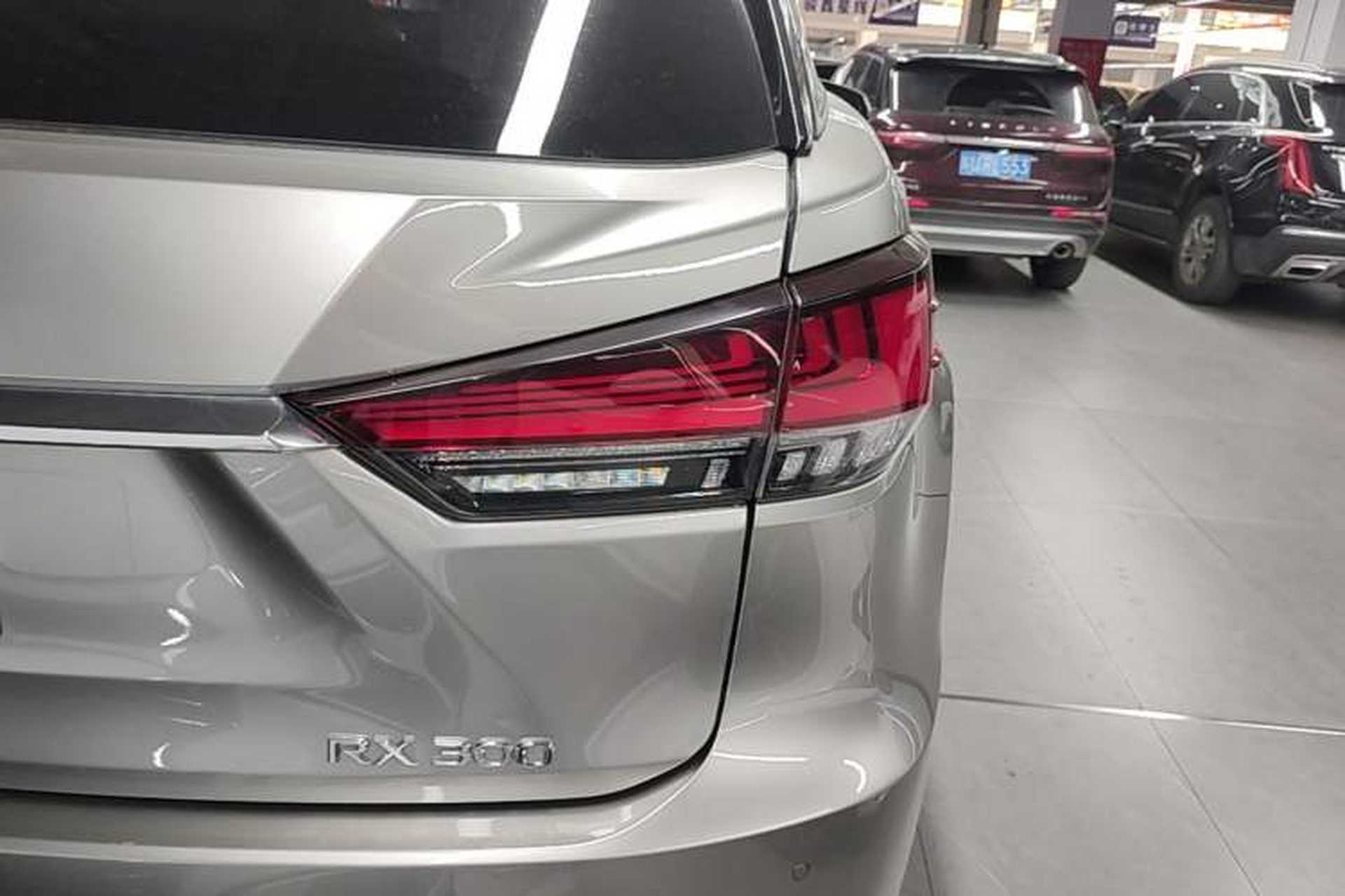 Used Lexus RX 2020 Facelifted 300 4x4 Elegant Edition Exterior 3