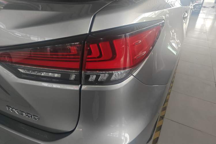 Used Lexus RX 2020 Facelifted 300 4x4 Elegant Edition Exterior 3