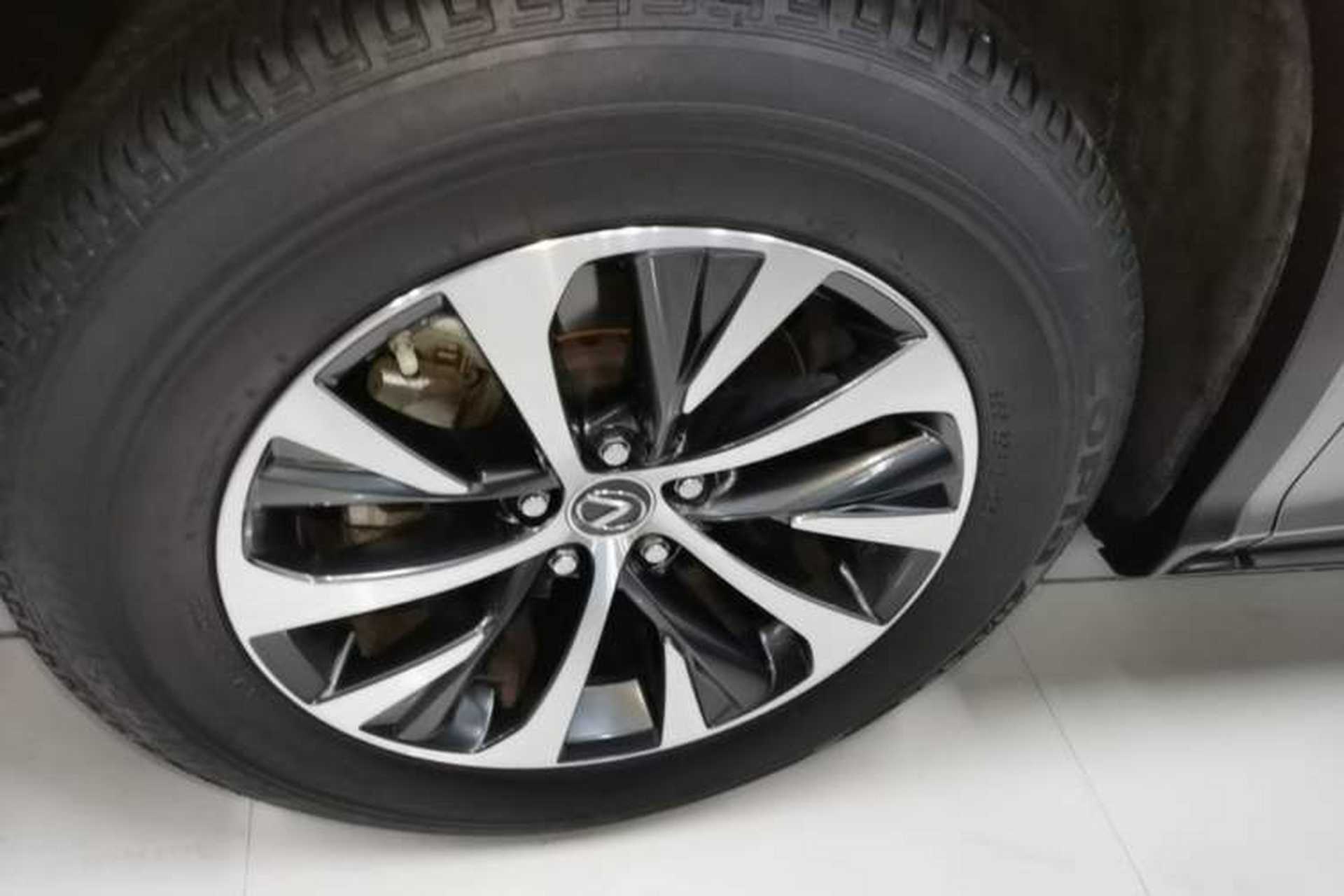 Used Lexus RX 2020 Revised Version 300 Two-Wheel Drive Comfort Edition Exterior 4