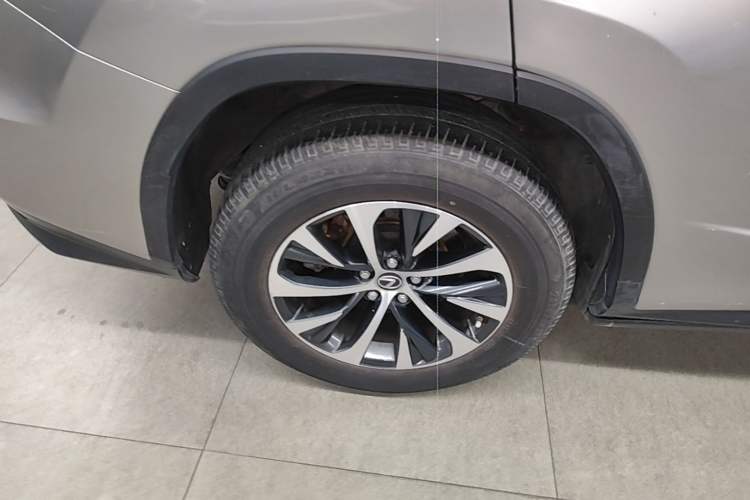 Used Lexus RX 2020 Revised Version 300 Two-Wheel Drive Elite Edition Exterior 5
