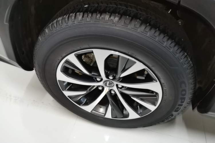 Used Lexus RX 2020 Revised Version 300 Two-Wheel Drive Comfort Edition Exterior 5