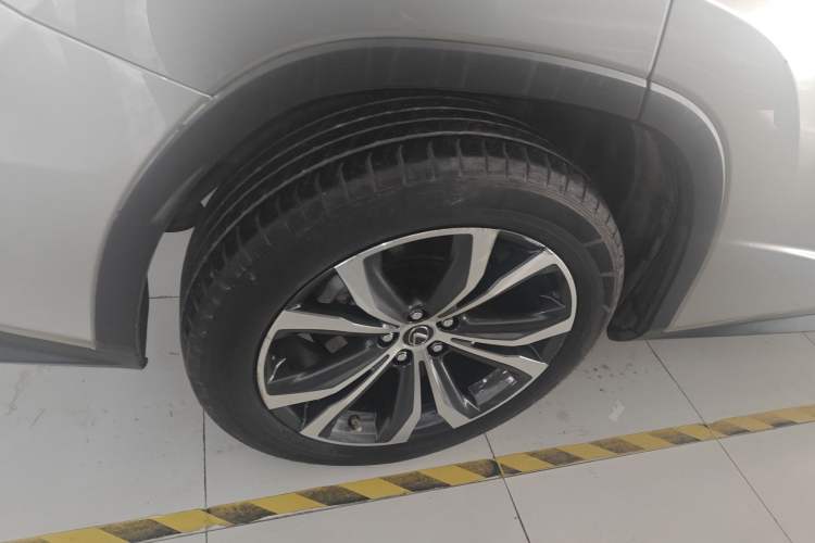 Used Lexus RX 2020 Facelifted 300 4x4 Elegant Edition Exterior 5