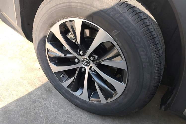 Used Lexus RX 2020 300 Two-Wheel Drive Comfort Edition China VI Standard Exterior 5