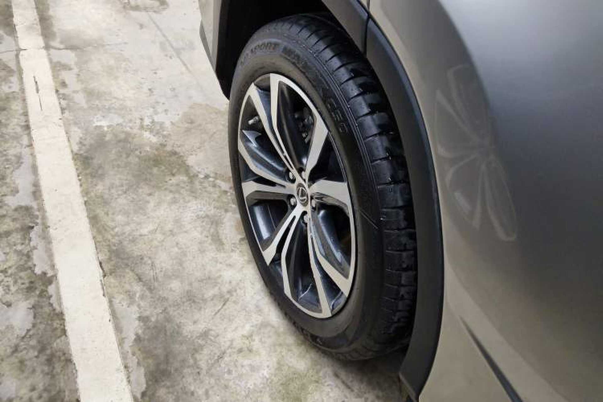 Used Lexus RX 2020 Facelifted 300 4x4 Elegant Edition Exterior 8