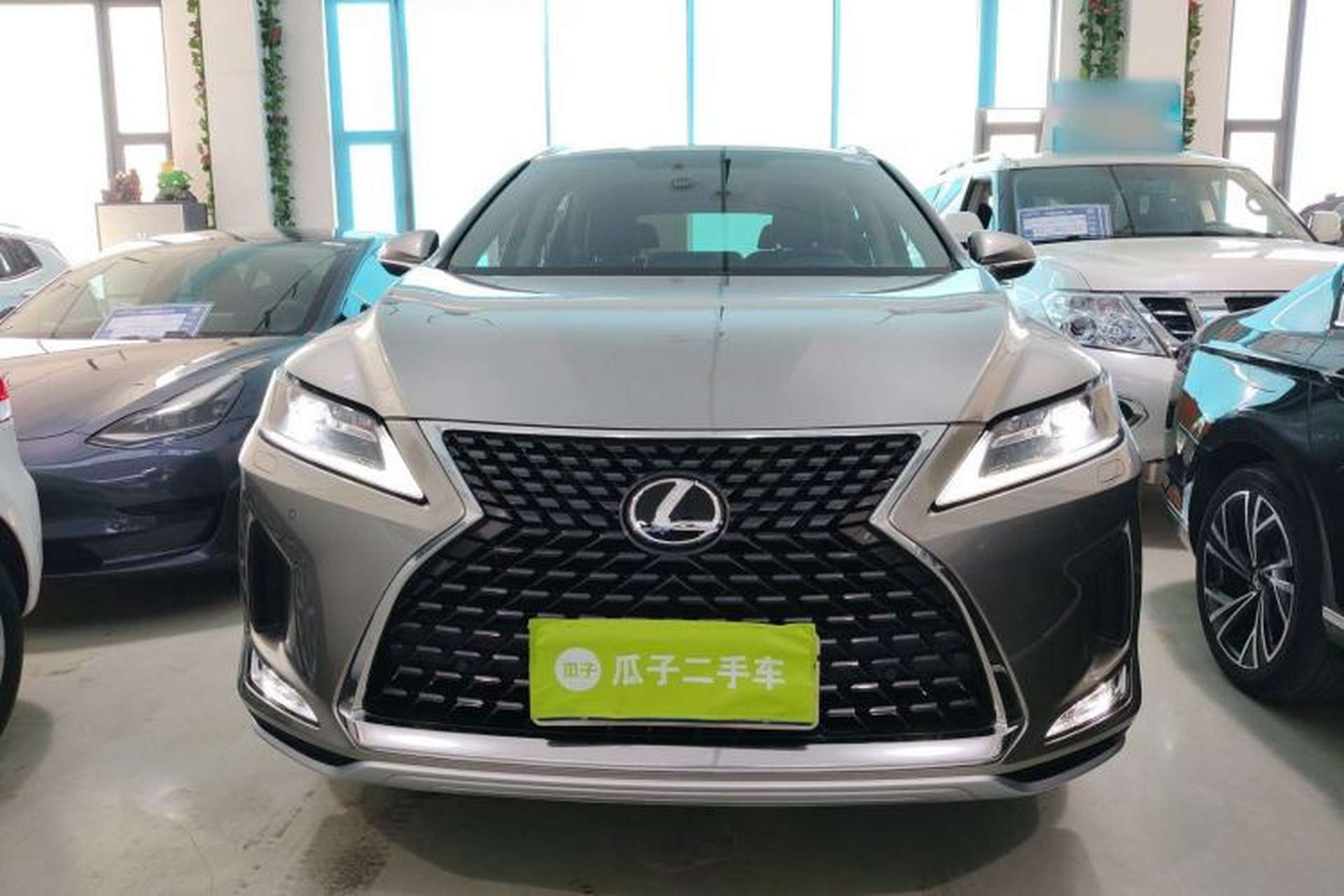 Used Lexus RX 2020 Revised Version 300 Two-Wheel Drive Elite Edition Front