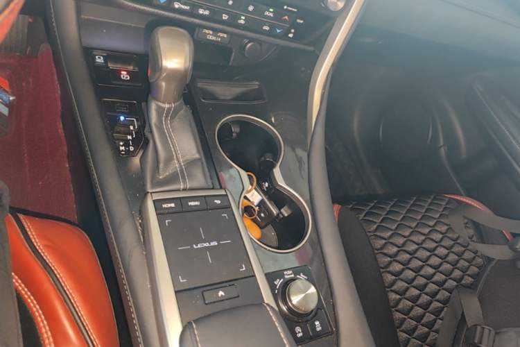 Used Lexus RX 2020 Revised Version 300 Two-Wheel Drive Elite Edition Gear Lever