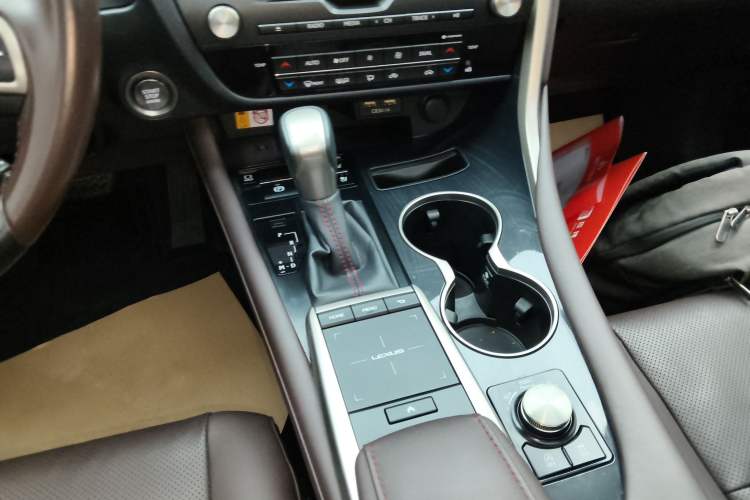 Used Lexus RX 2020 Facelifted 300 4x4 Elegant Edition Gear Lever