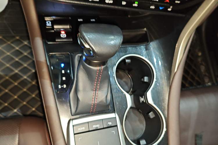 Used Lexus RX 2020 Revised Version 450h Four-Wheel Drive Elegant Edition Gear Lever