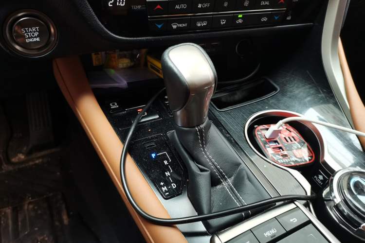 Used Lexus RX 2020 Facelifted 300 4x4 Elegant Edition Gear Lever