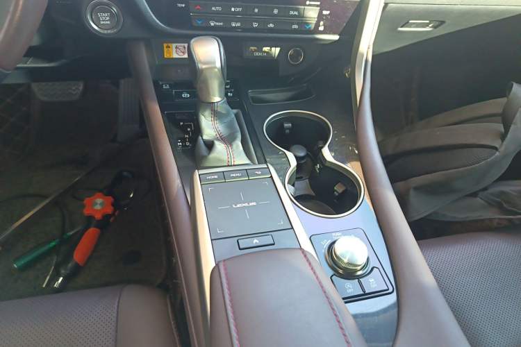 Used Lexus RX 2020 Facelifted 300 4x4 Elegant Edition Gear Lever