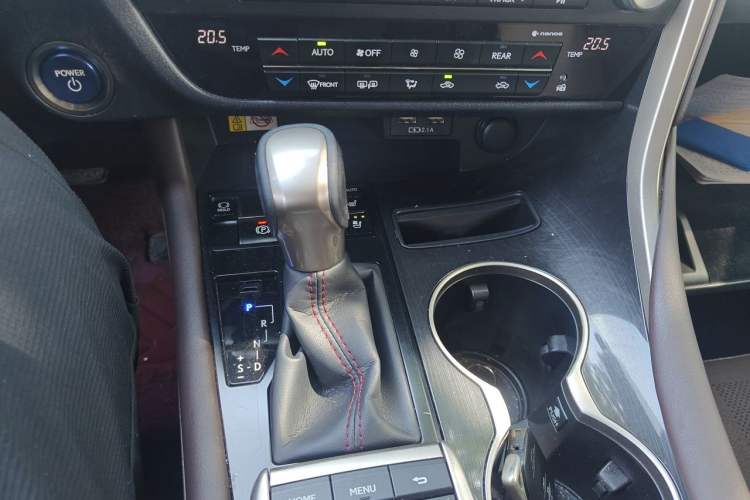 Used Lexus RX 2020 450hL Four-Wheel Drive Elegant 7-Seater China VI Standard Gear Lever
