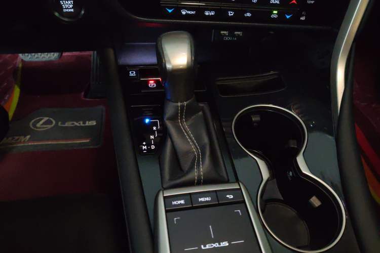 Used Lexus RX 2020 Revised Version 300 Two-Wheel Drive Elite Edition Gear Lever