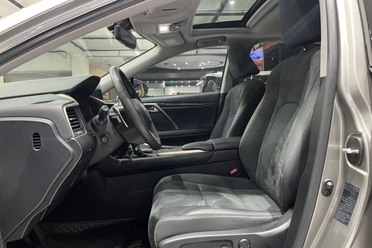 Used Lexus RX 2020 Revised Version 300 Two-Wheel Drive Elite Edition Interior 11