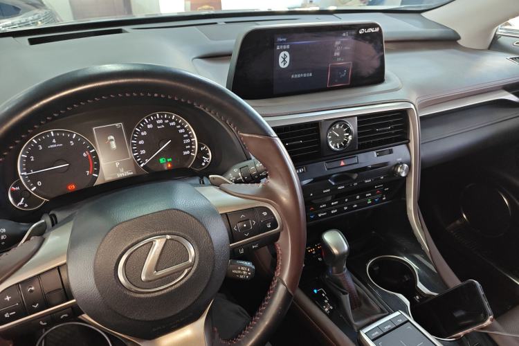 Used Lexus RX 2020 Facelifted 300 4x4 Elegant Edition Interior 2