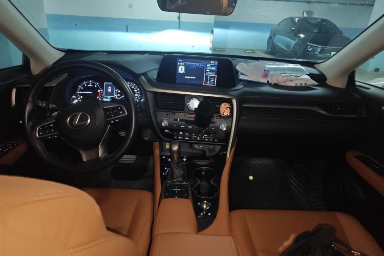 Used Lexus RX 2020 Facelifted 300 4x4 Elegant Edition Interior 2