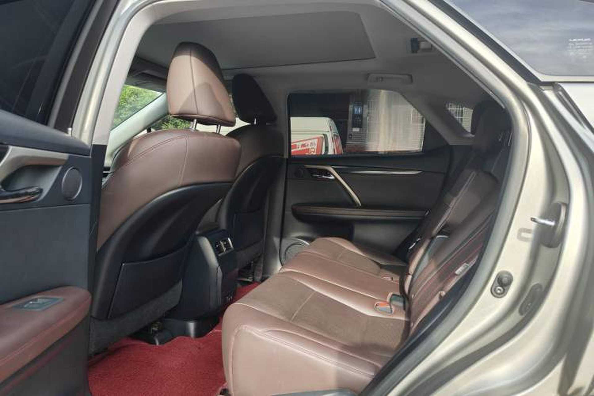 Used Lexus RX 2020 Facelifted 300 4x4 Elegant Edition Interior 2