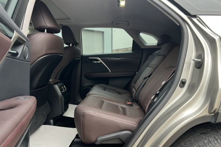 Used Lexus RX 2020 Revised Version 300 Two-Wheel Drive Comfort Edition Interior 4