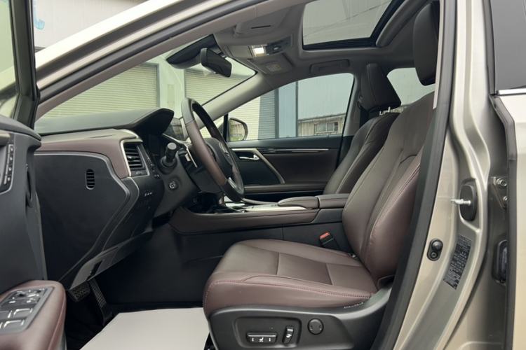 Used Lexus RX 2020 Revised Version 300 Two-Wheel Drive Comfort Edition Interior 5