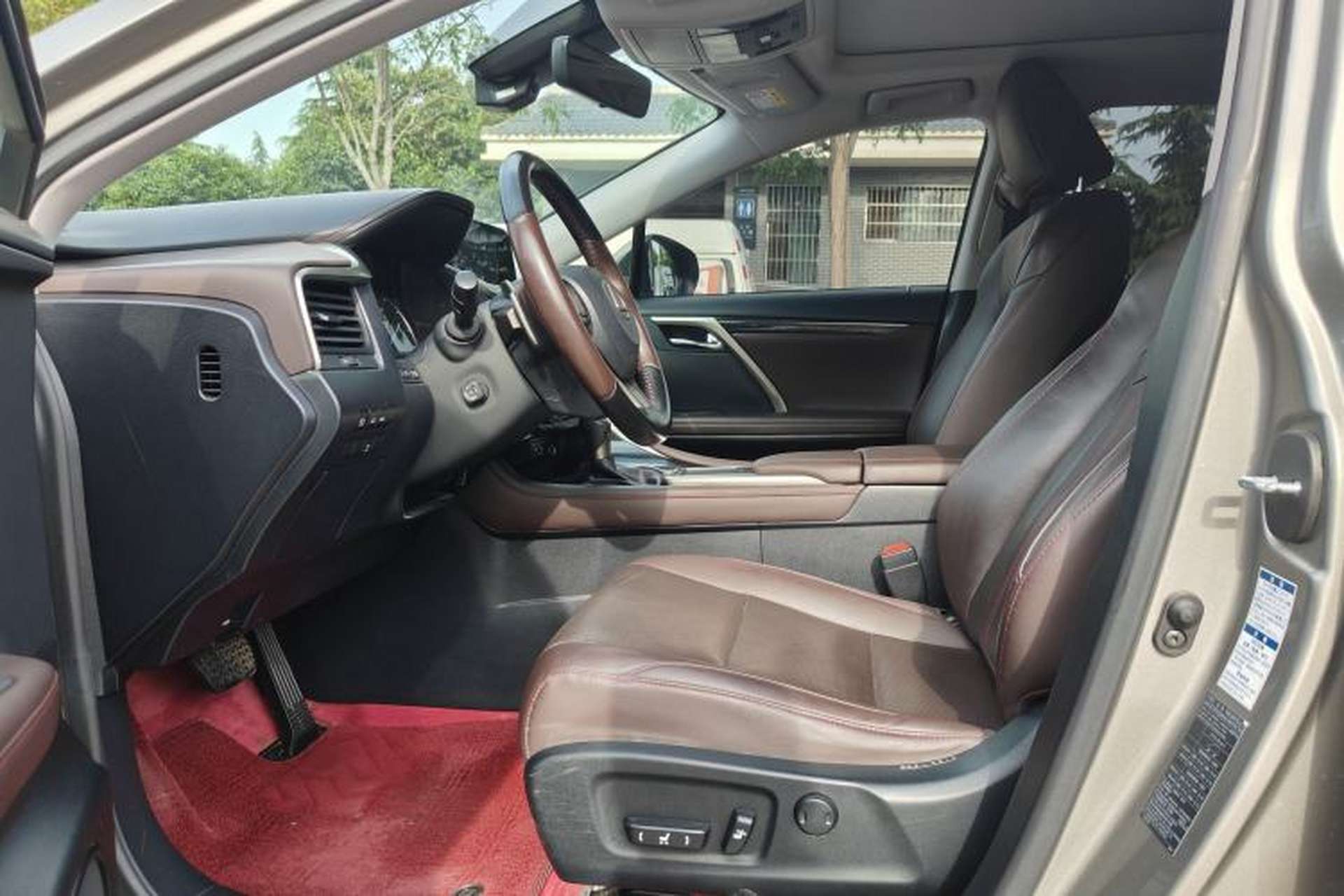 Used Lexus RX 2020 Facelifted 300 4x4 Elegant Edition Interior 6