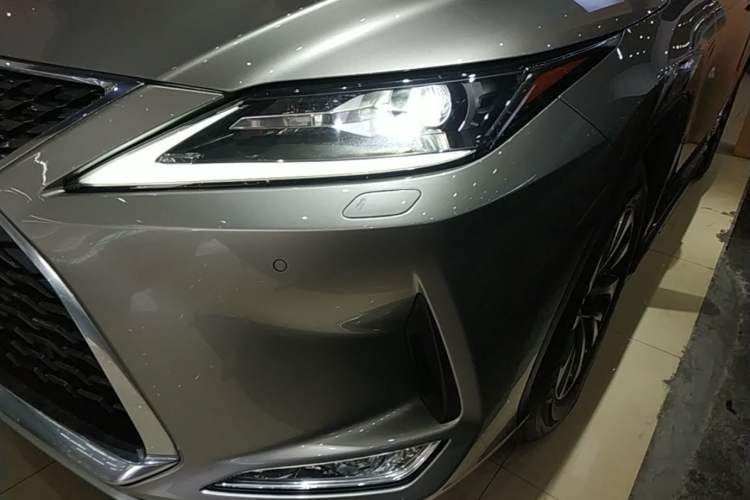 Used Lexus RX 2020 Revised Version 300 Two-Wheel Drive Comfort Edition Left Front Headlight