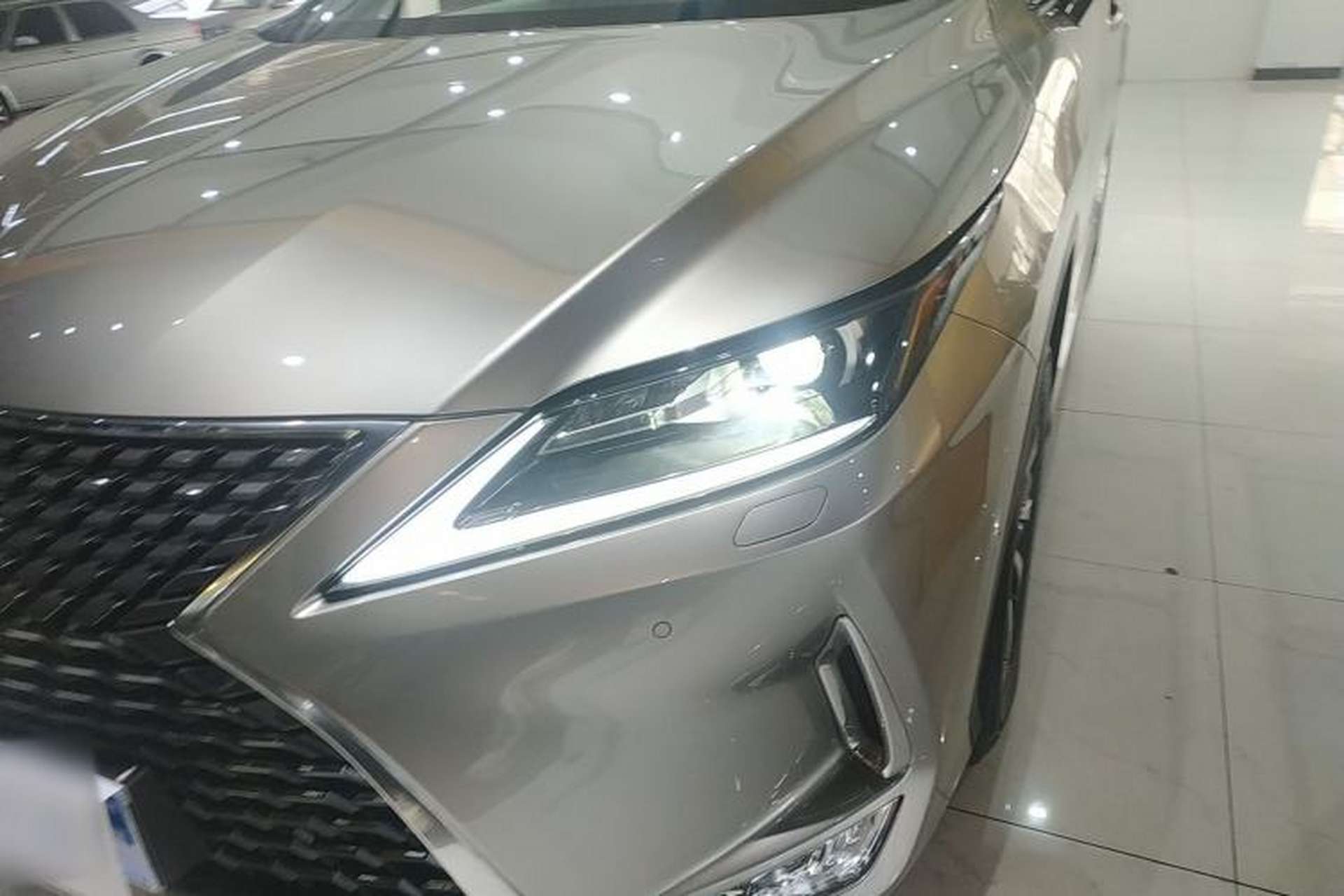 Used Lexus RX 2020 Revised Version 300 Two-Wheel Drive Elite Edition Left Front Headlight