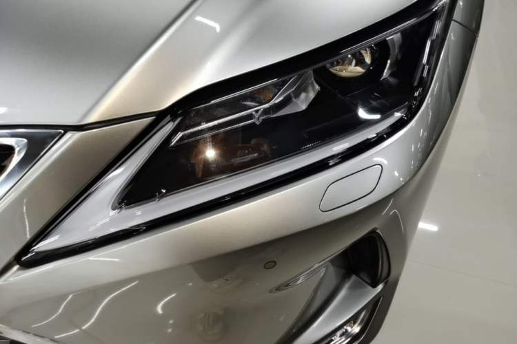 Used Lexus RX 2020 Revised Version 300 Two-Wheel Drive Comfort Edition Left Front Headlight