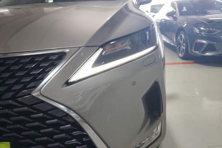 Used Lexus RX 2020 Revised Version 300 Two-Wheel Drive Elite Edition Left Front Headlight