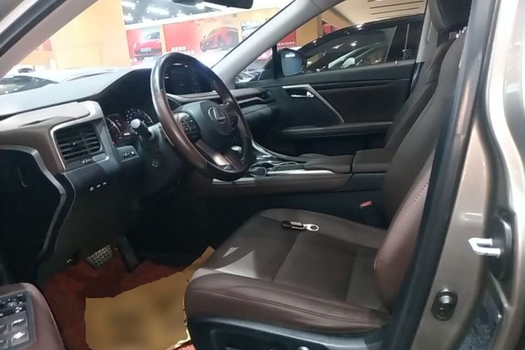 Used Lexus RX 2020 Revised Version 300 Two-Wheel Drive Comfort Edition Left Front Seat