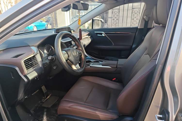 Used Lexus RX 2020 300 4x4 Elegant Edition China VI Left Front Seat