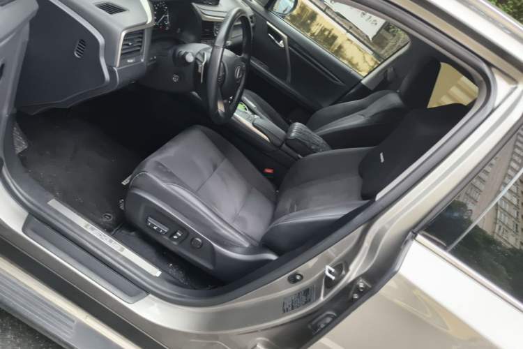 Used Lexus RX 2020 Revised Version 300 Two-Wheel Drive Elite Edition Left Front Seat
