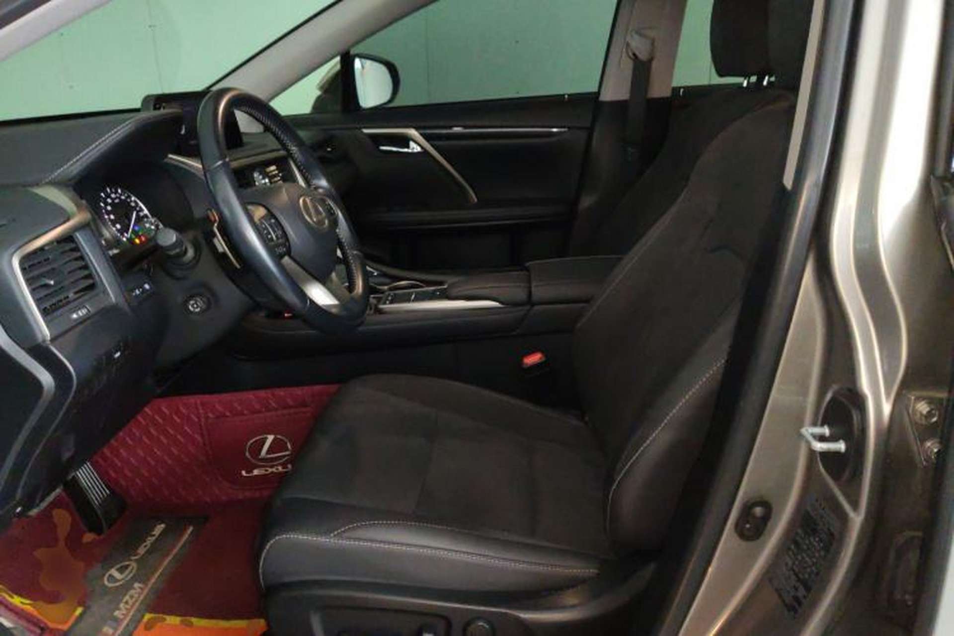Used Lexus RX 2020 Revised Version 300 Two-Wheel Drive Elite Edition Left Front Seat