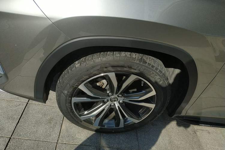Used Lexus RX 2020 300 4x4 Elegant Edition China VI Left Front Wheel Hub