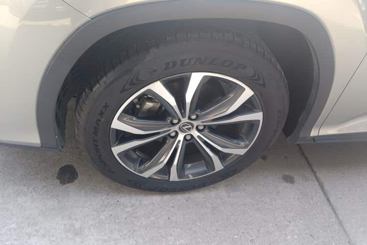 Used Lexus RX 2020 Facelifted 300 4x4 Elegant Edition Left Front Wheel Hub