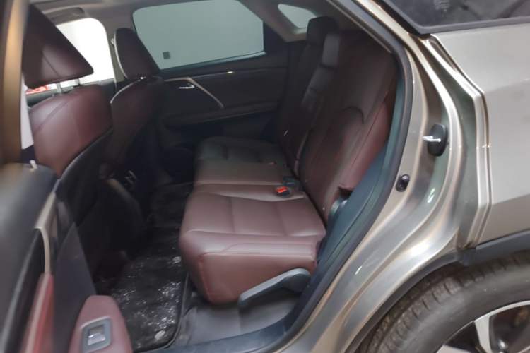 Used Lexus RX 2020 450h Four-Wheel Drive Elegant Edition China VI Standard Left Rear Seat