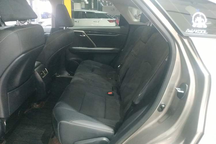 Used Lexus RX 2020 Revised Version 300 Two-Wheel Drive Elite Edition Left Rear Seat