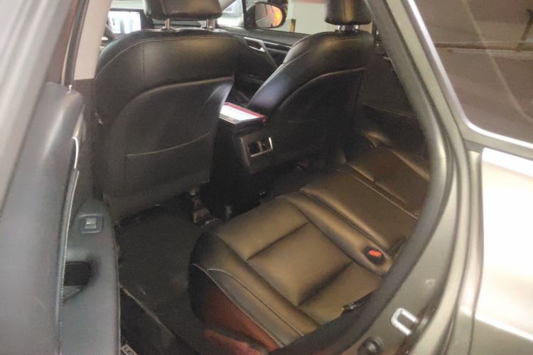 Used Lexus RX 2020 300 Two-Wheel Drive Elite Edition China VI Standard Left Rear Seat