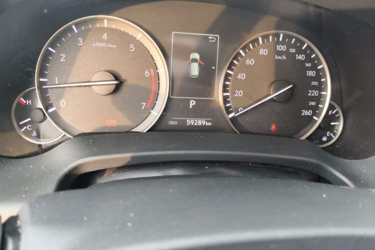 Used Lexus RX 2020 Facelifted 300 4x4 Elegant Edition Odometer Close Up
