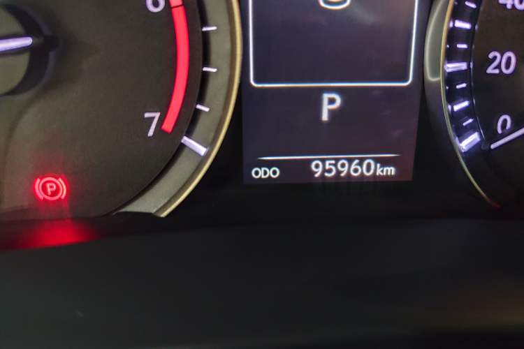 Used Lexus RX 2020 Facelifted 300 4x4 Elegant Edition Odometer Close Up