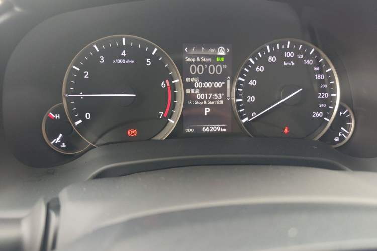 Used Lexus RX 2020 Revised Version 300 Two-Wheel Drive Comfort Edition Odometer Close Up
