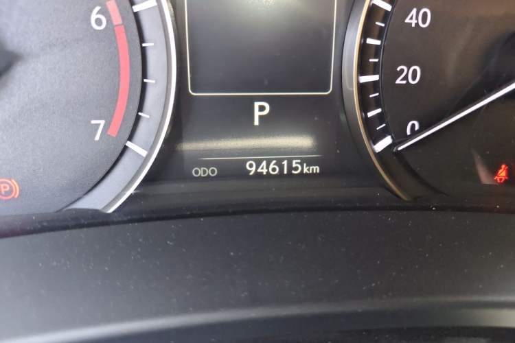 Used Lexus RX 2020 Revised Version 300 Two-Wheel Drive Elite Edition Odometer Close Up