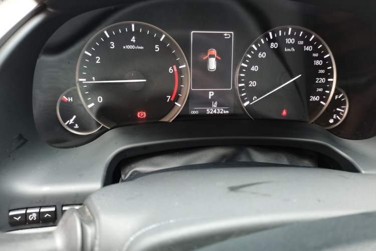 Used Lexus RX 2020 Facelifted 300 4x4 Elegant Edition Odometer Close Up