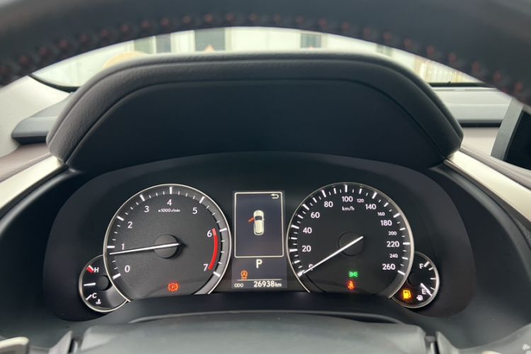 Used Lexus RX 2020 Revised Version 300 Two-Wheel Drive Comfort Edition Odometer Close Up