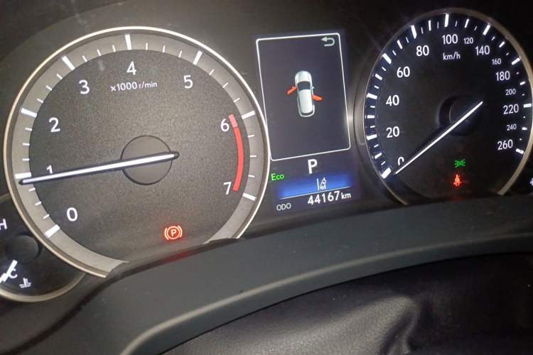 Used Lexus RX 2020 Facelifted 300 4x4 Elegant Edition Odometer Close Up