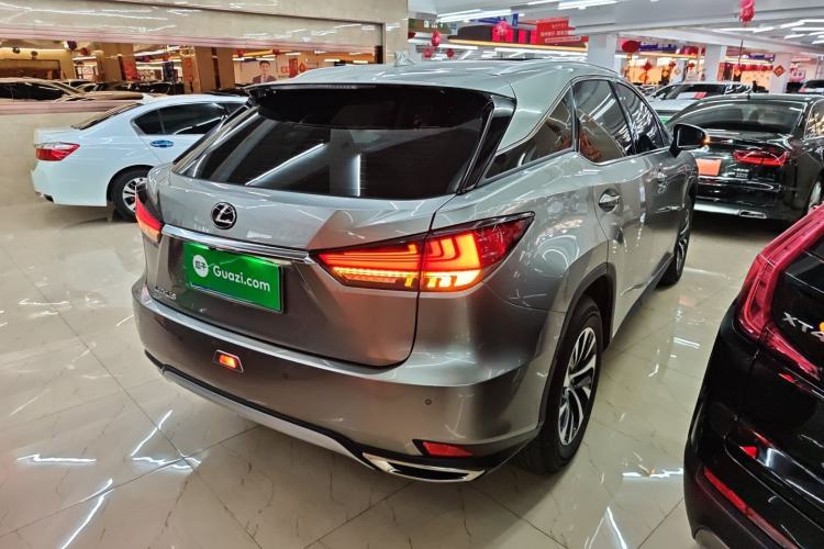 Used Lexus RX 2020 Revised Version 300 Two-Wheel Drive Elite Edition Rear Right 45 Deg