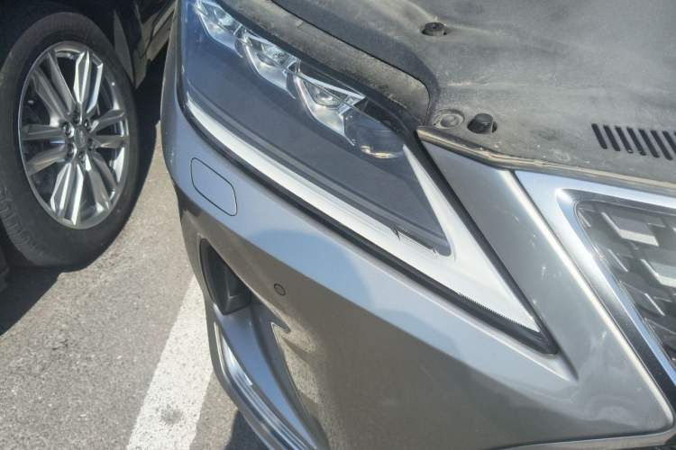 Used Lexus RX 2020 450h Four-Wheel Drive Elegant Edition China VI Standard Right Front Headlight