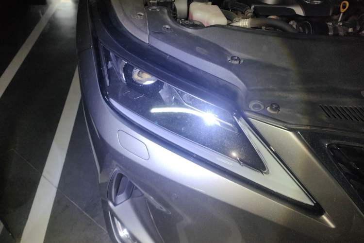 Used Lexus RX 2020 300 Two-Wheel Drive Elite Edition China VI Standard Right Front Headlight