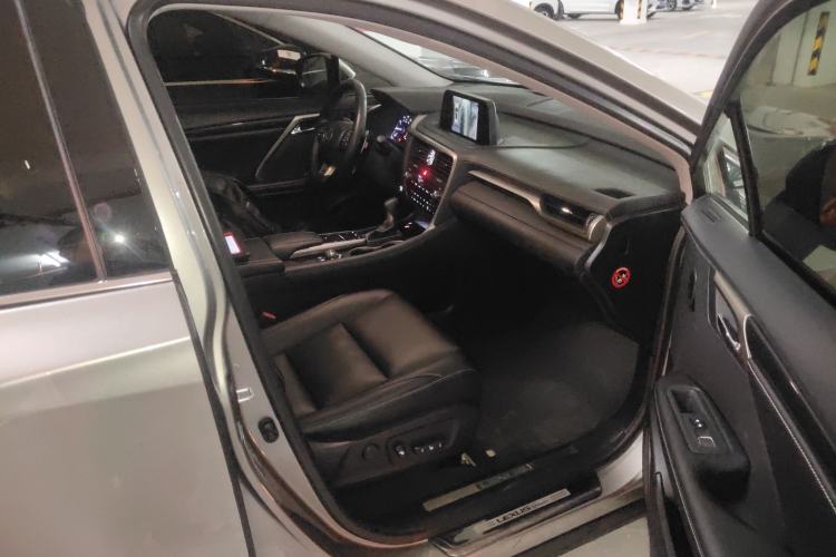 Used Lexus RX 2020 300 Two-Wheel Drive Elite Edition China VI Standard Right Front Seat