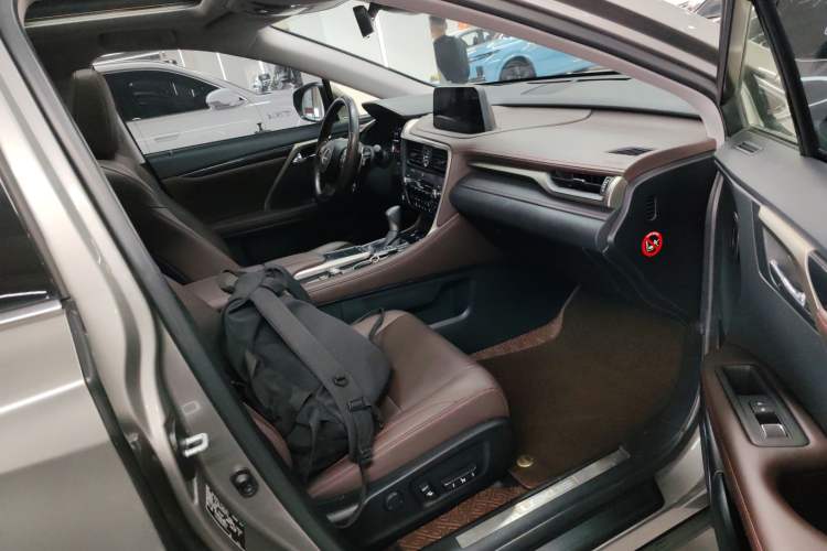 Used Lexus RX 2020 Facelifted 300 4x4 Elegant Edition Right Front Seat
