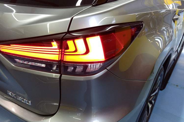 Used Lexus RX 2020 300 Two-Wheel Drive Elite Edition China VI Standard Right Rear Taillight