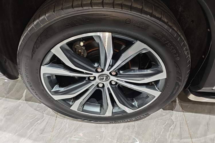 Used Lexus RX 2020 Revised Version 450h Four-Wheel Drive Elegant Edition Right Rear Wheel Hub